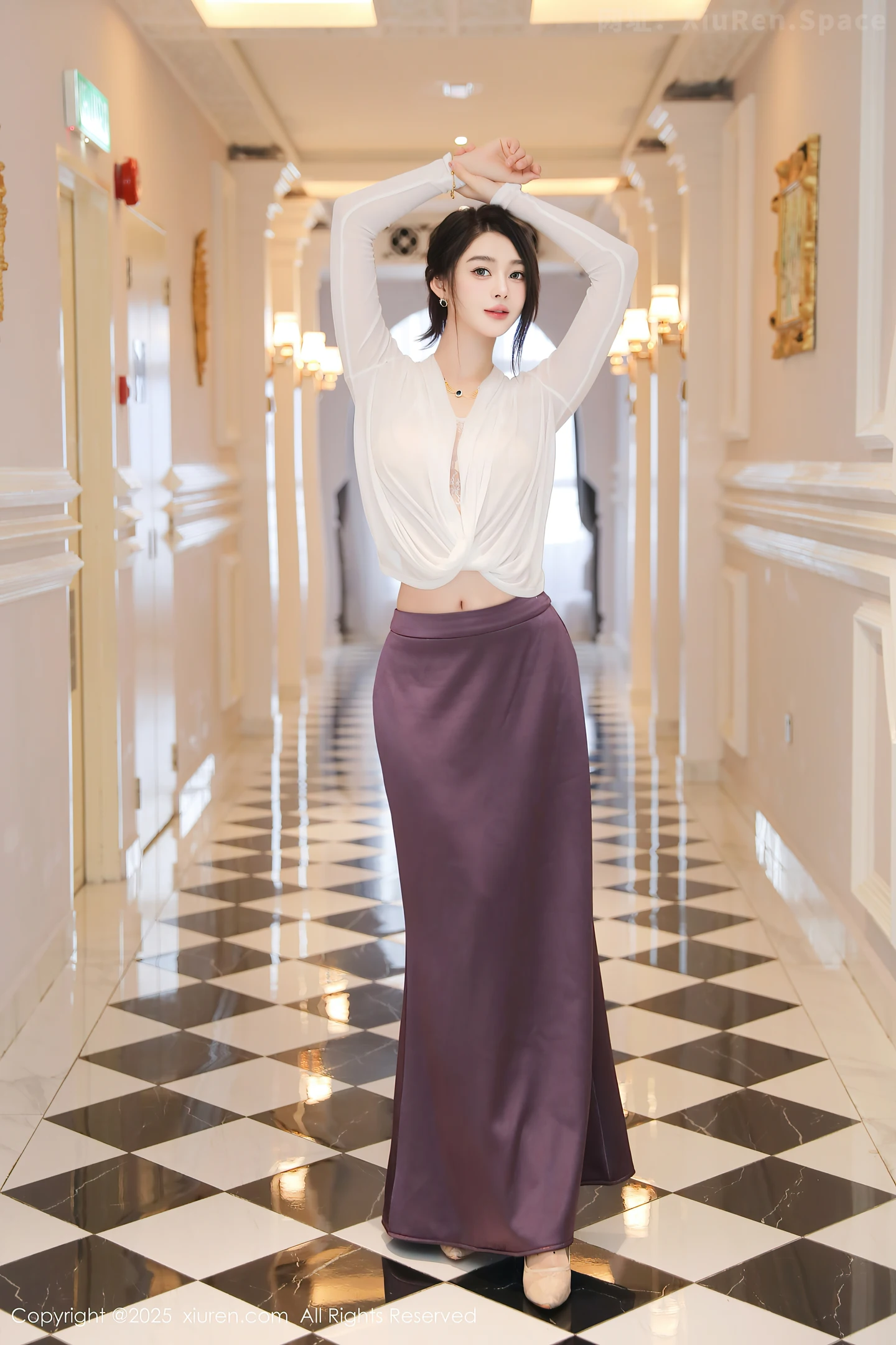 图片[4]-[XiuRen秀人网] VOL.10201 模特Candy糖糖白上衣配紫色长裙露肉丝吊袜秀丰腴身材诱惑写真75P-秀人网官方网站